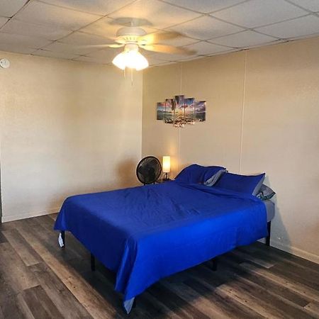 Sebastian Gardens Inn & Suites Extérieur photo